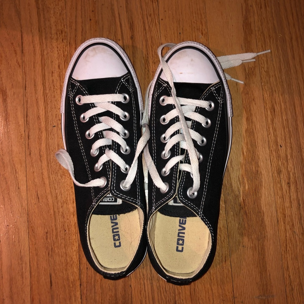 Black converse